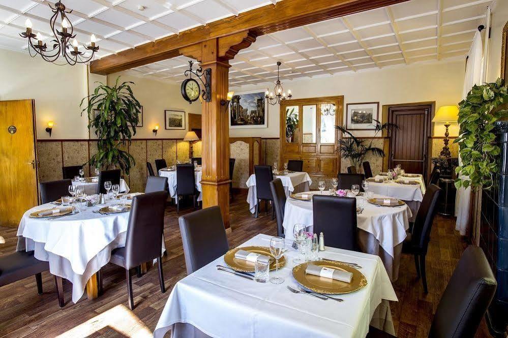 Logis Hôtel Restaurant La Tête Des Faux Le Bonhomme Extérieur photo