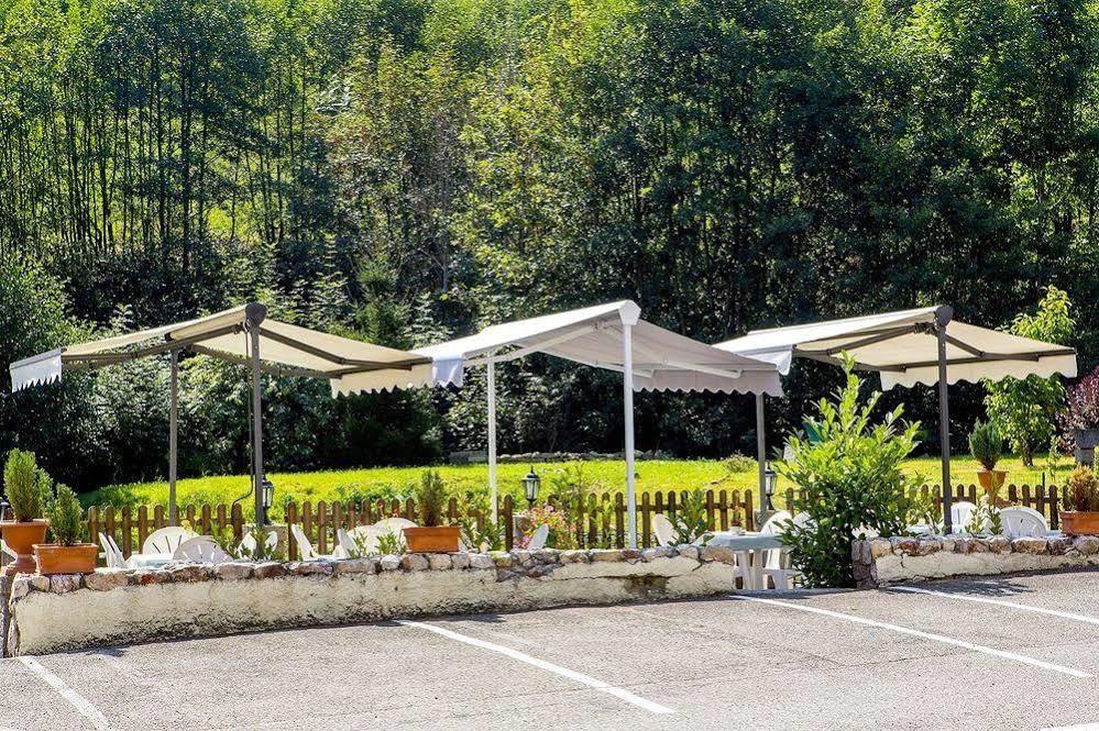Logis Hôtel Restaurant La Tête Des Faux Le Bonhomme Extérieur photo