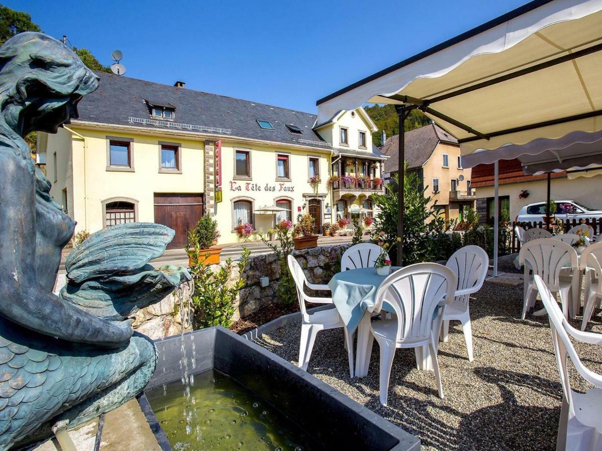 Logis Hôtel Restaurant La Tête Des Faux Le Bonhomme Extérieur photo